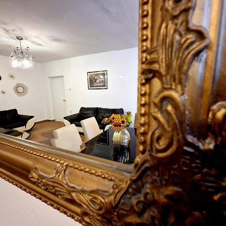 Residence Biocic Donji Okrug  Phòng bức ảnh