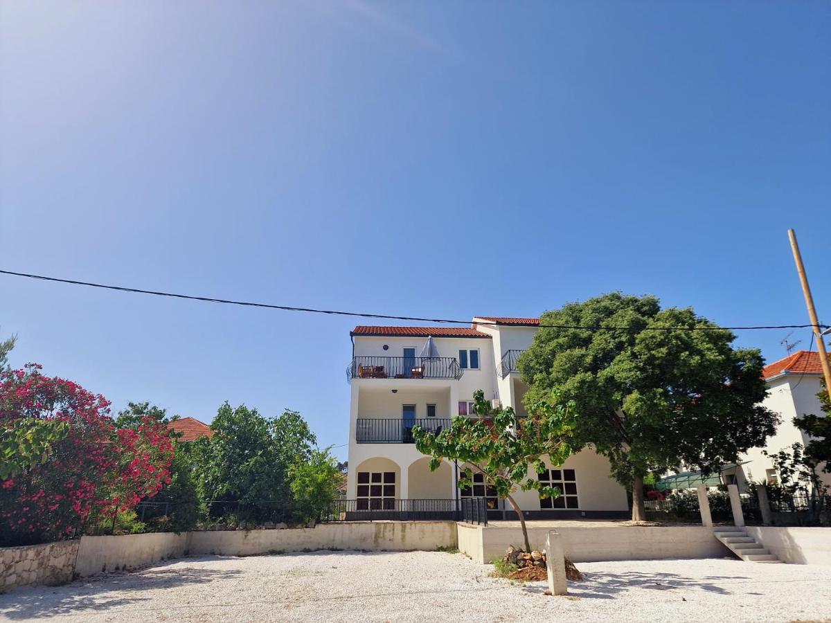 Residence Biocic Donji Okrug  Ngoại thất bức ảnh
